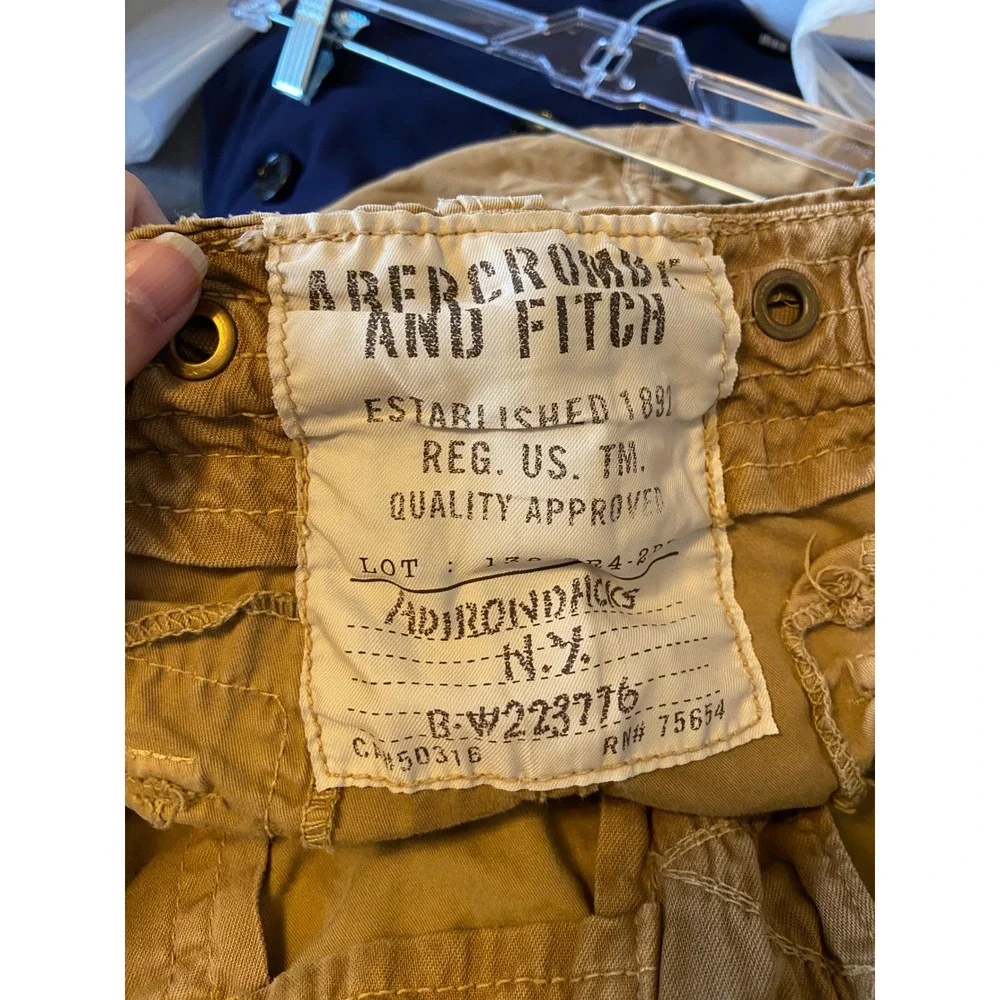 Abercrombie & Fitch Adirondack Cargo Pants Mens XL Tan Khaki Ankle Zip Cotton